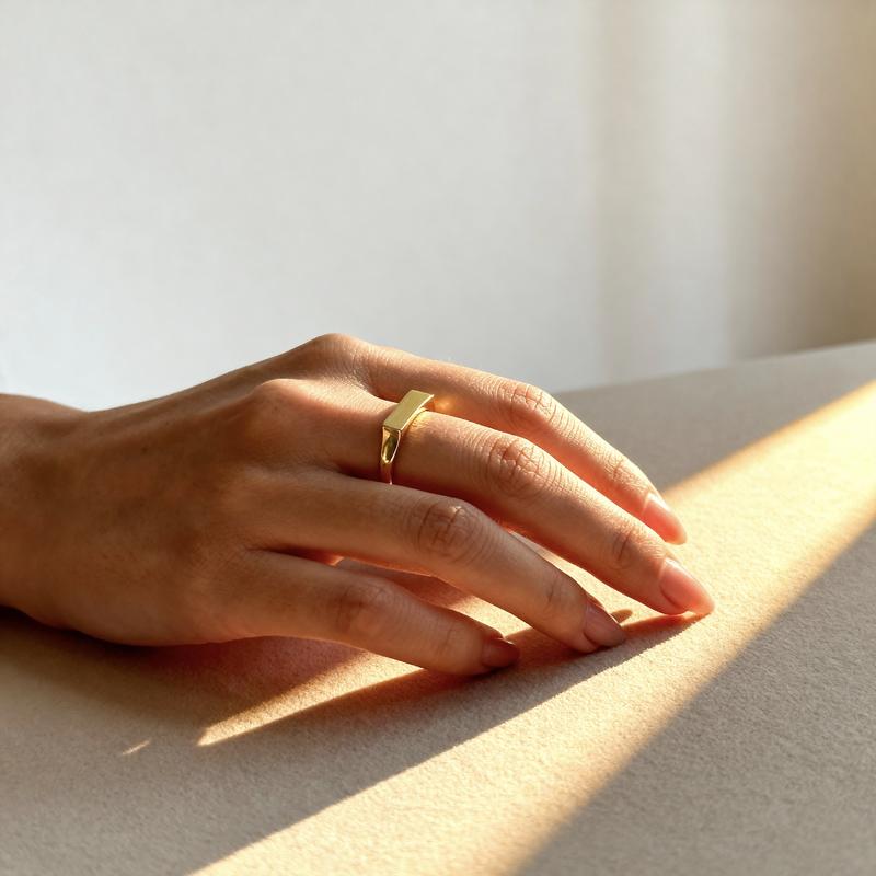 Anillo reflector de fe con texto "Confía en Dios" - Ringold™